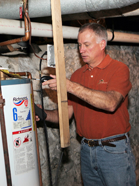 Caveley Home Inspections inspecting plumbing